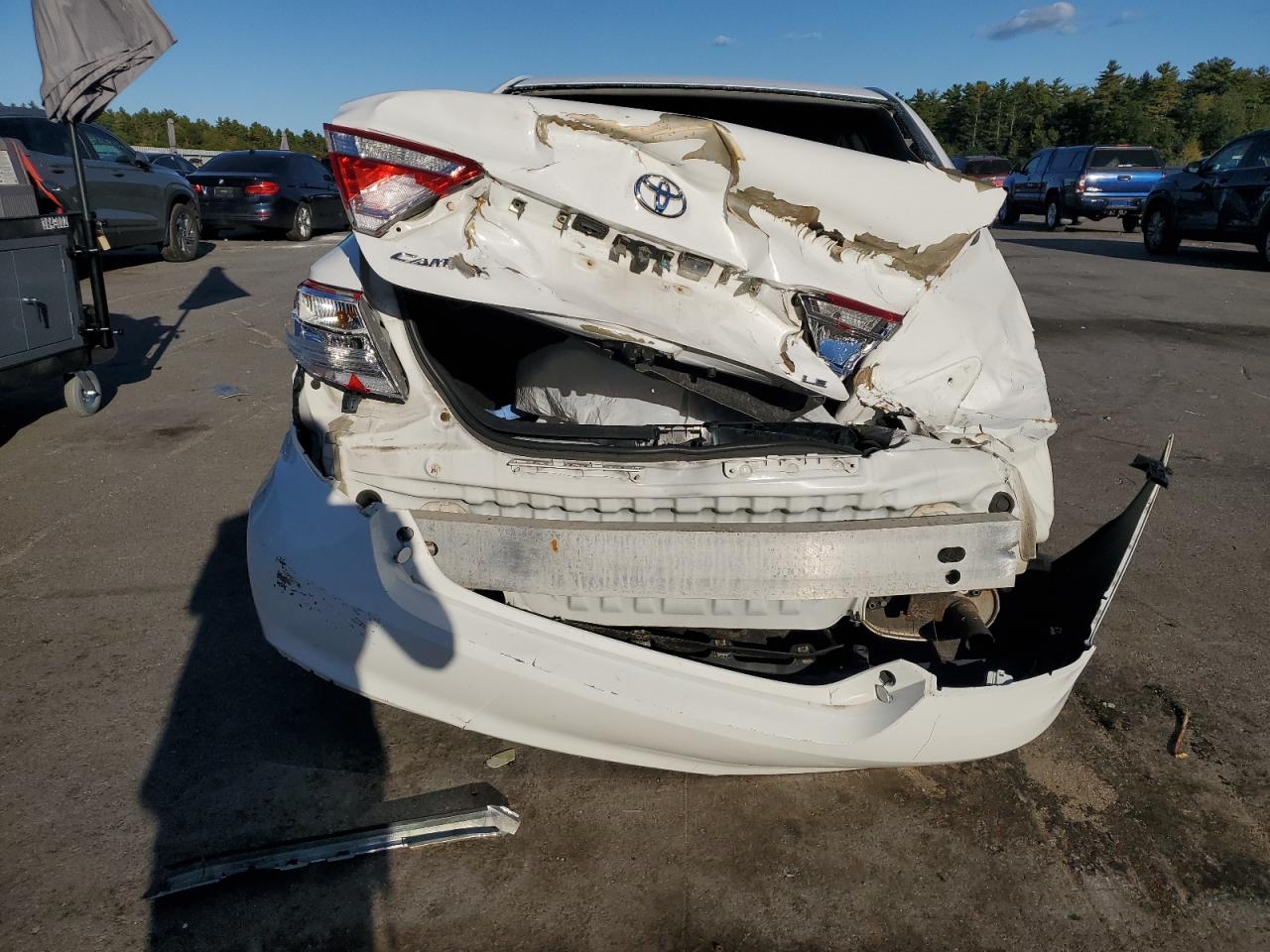 2016 Toyota Camry Le VIN: 4T4BF1FK8GR565333 Lot: 84586085