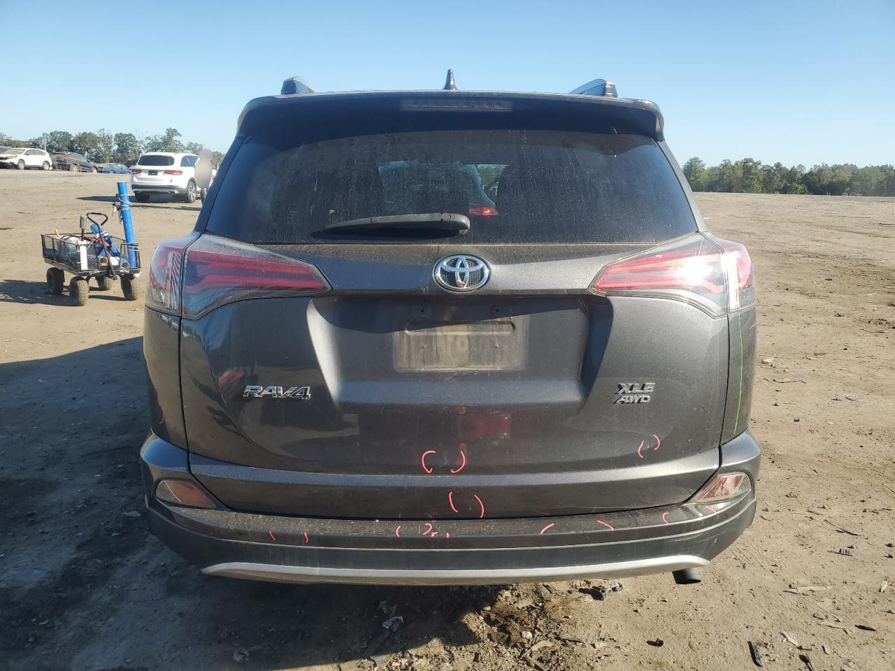 2016 Toyota Rav4 Xle VIN: JTMRFREV6GD186662 Lot: 84951545