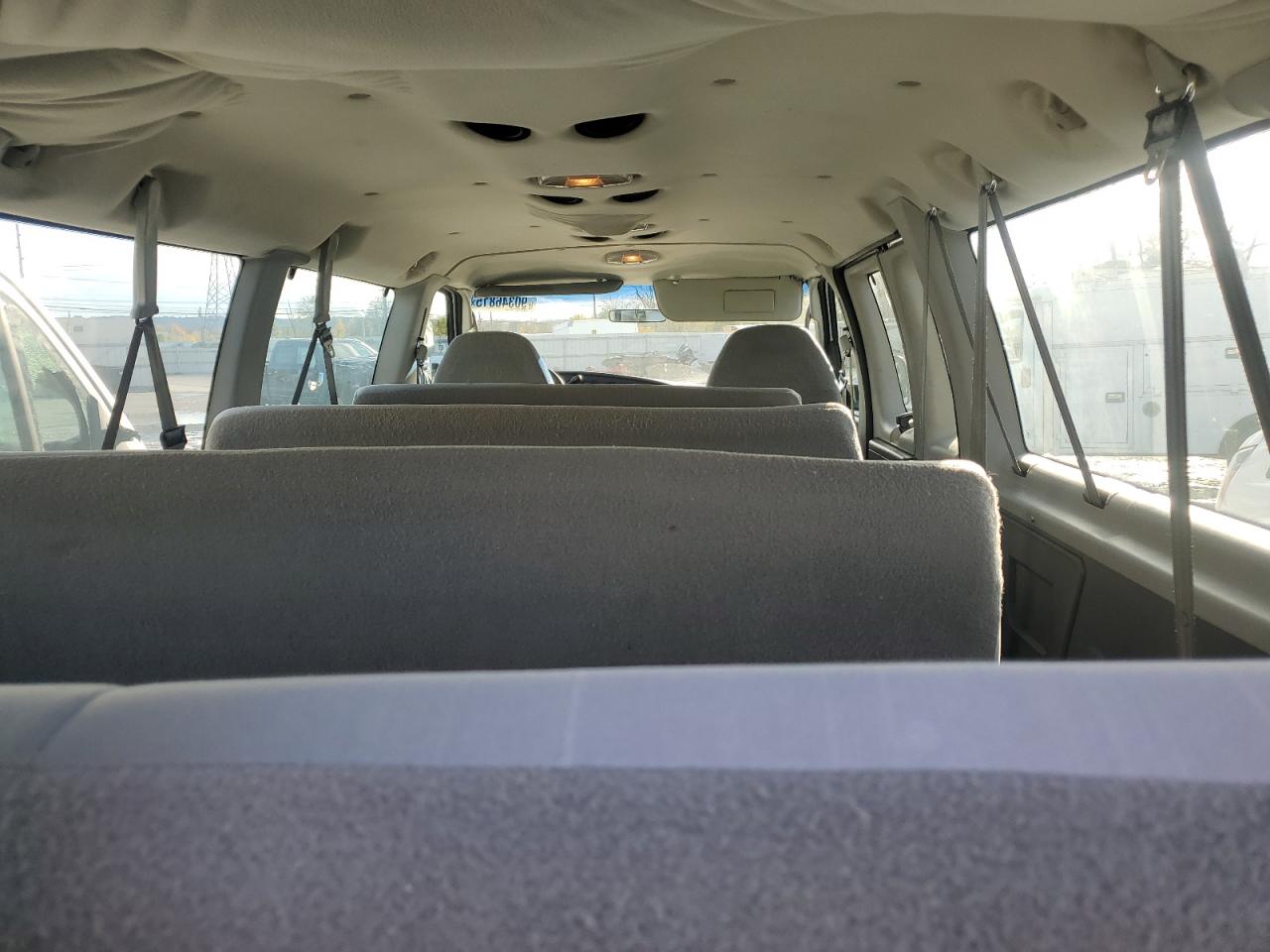 2007 Ford Econoline E350 Super Duty Wagon VIN: 1FBSS31L07DA53592 Lot: 90346815