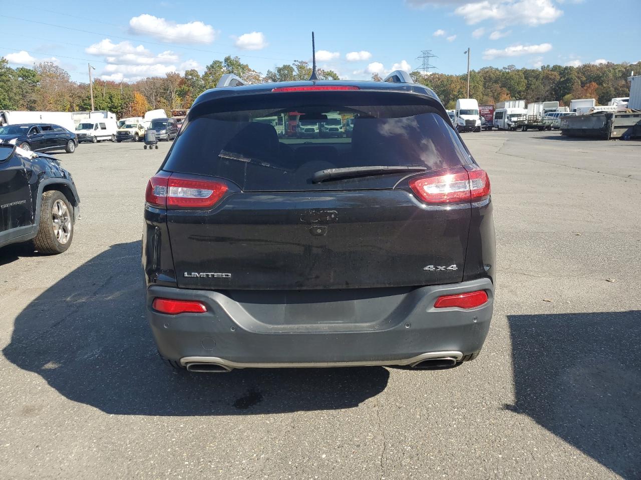 2018 Jeep Cherokee Limited VIN: 1C4PJMDX1JD617282 Lot: 89621285