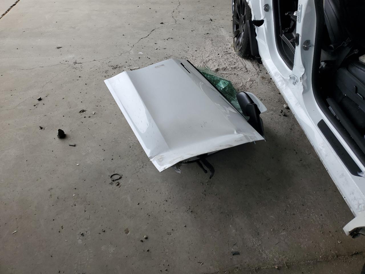 2021 Tesla Model Y VIN: 5YJYGDEE4MF217133 Lot: 82318695