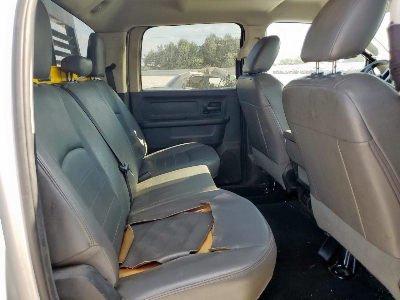 2017 Ram 3500 St VIN: 3C63R3GL2HG690546 Lot: 84039265