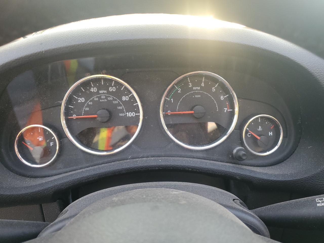 2015 Jeep Wrangler Sport VIN: 1C4AJWAG2FL690339 Lot: 81990305