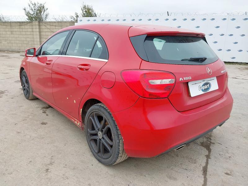 2014 MERCEDES-BENZ A180 BLUEEFFICIENCY SPORT 