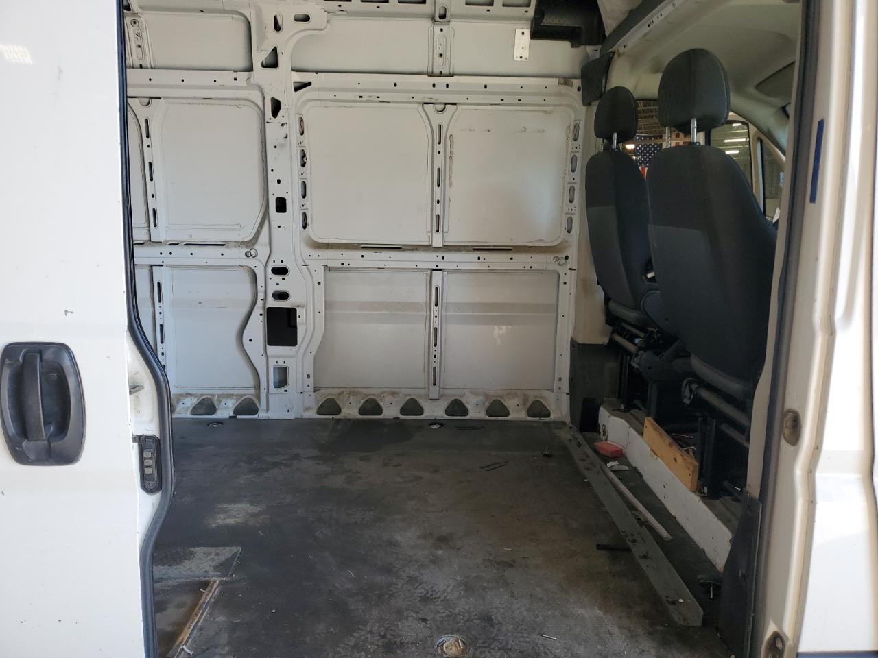 2019 Ram Promaster 2500 Delivery Van VIN: 3C6TRVDG0KE561310 Lot: 89855375