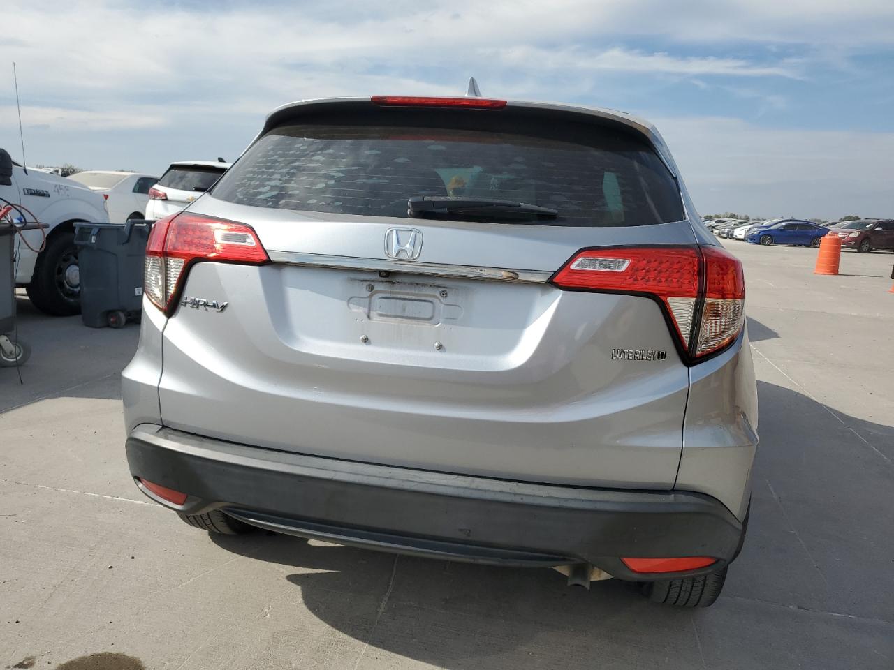 2022 Honda Hr-V Lx VIN: 3CZRU5H38NM702797 Lot: 86256855