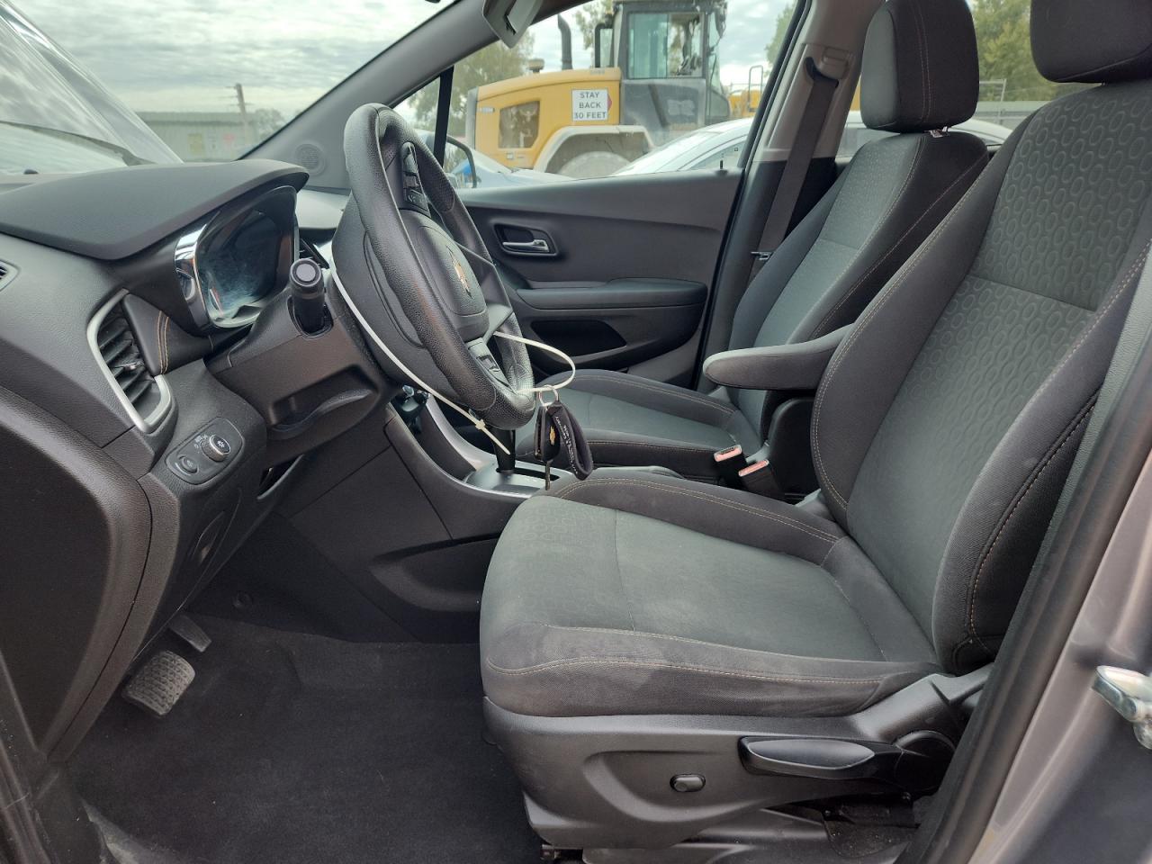 2020 Chevrolet Trax Ls VIN: 3GNCJKSB6LL271812 Lot: 90949895