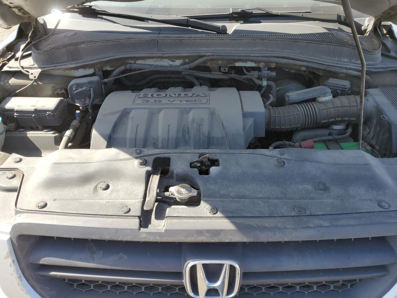 2005 Honda Pilot Ex VIN: 2HKYF18455H003100 Lot: 82081895