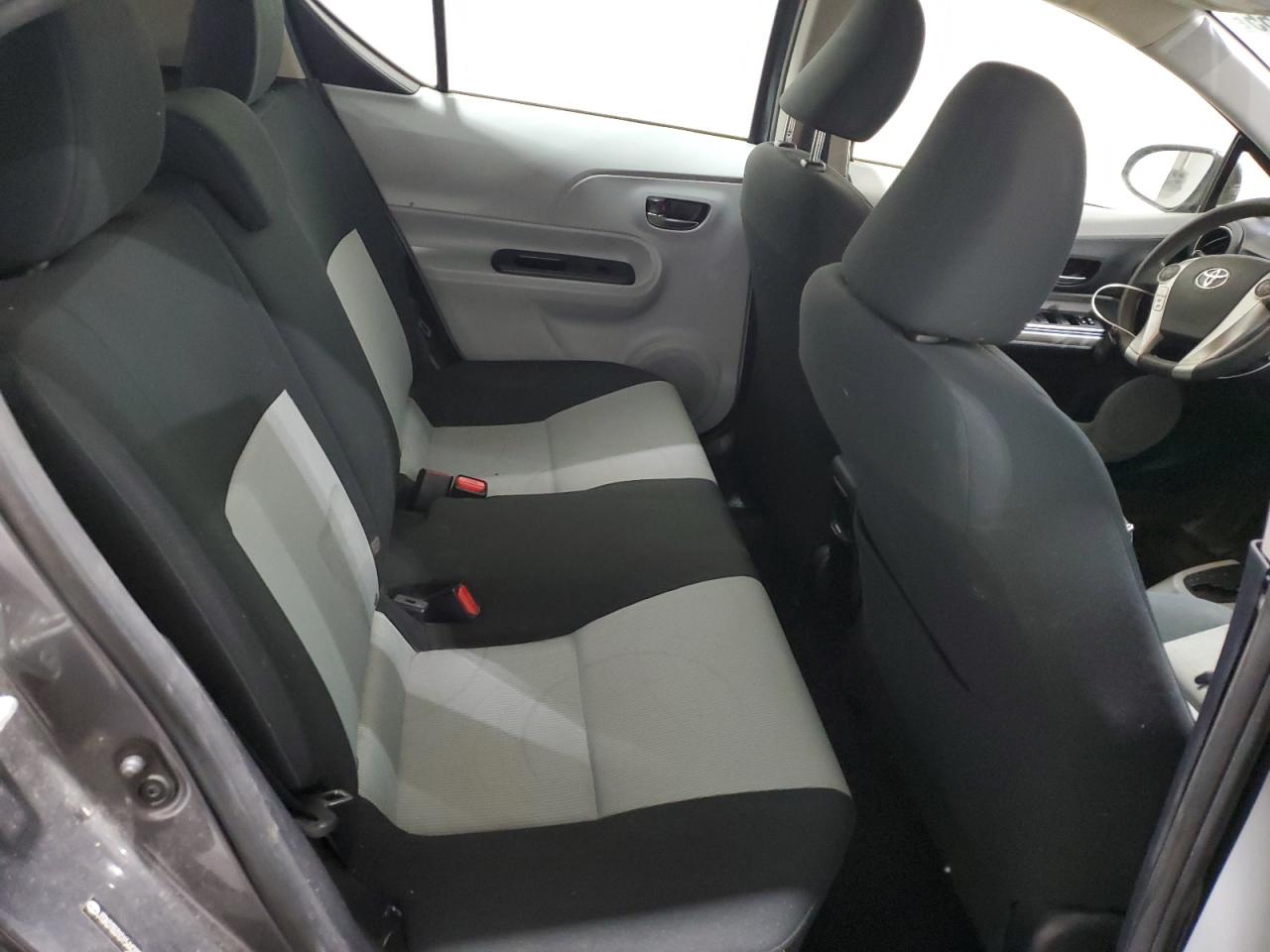 2013 Toyota Prius C VIN: JTDKDTB31D1544299 Lot: 86406555