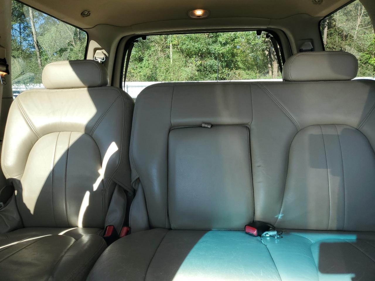 2002 Ford Expedition Eddie Bauer VIN: 1FMRU17L42LA41276 Lot: 85850545