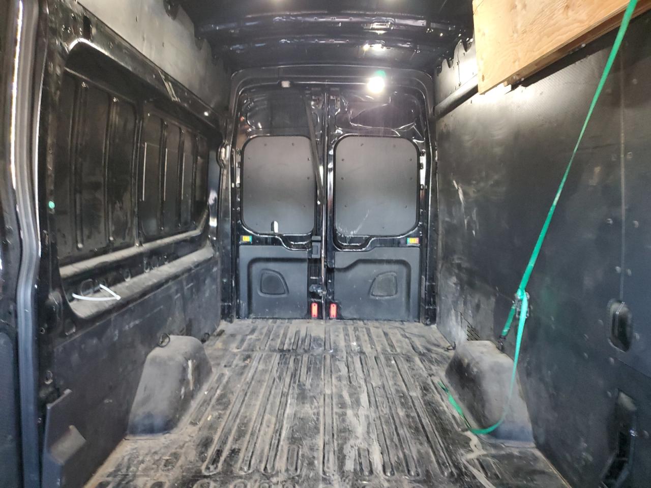 2018 Ford Transit T-250 VIN: 1FTYR3XG1JKA82825 Lot: 81981975