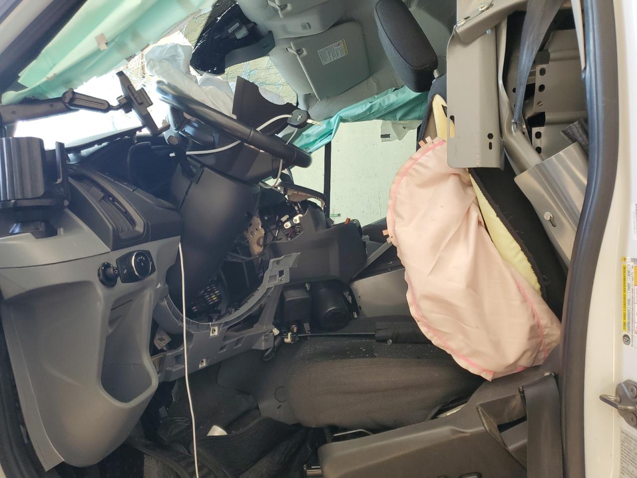 2015 Ford Transit T-250 Utility / Service Van VIN: 1FTYR1YG0FKB19437 Lot: 90837875