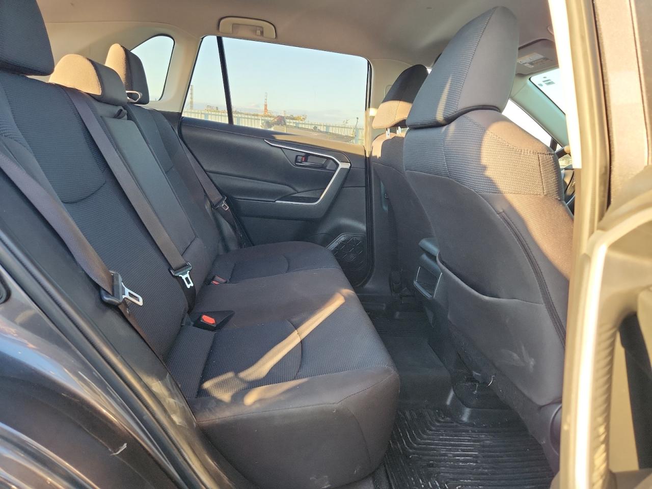 2020 Toyota Rav4 Le VIN: JTMF1RFV4LD063209 Lot: 85899045