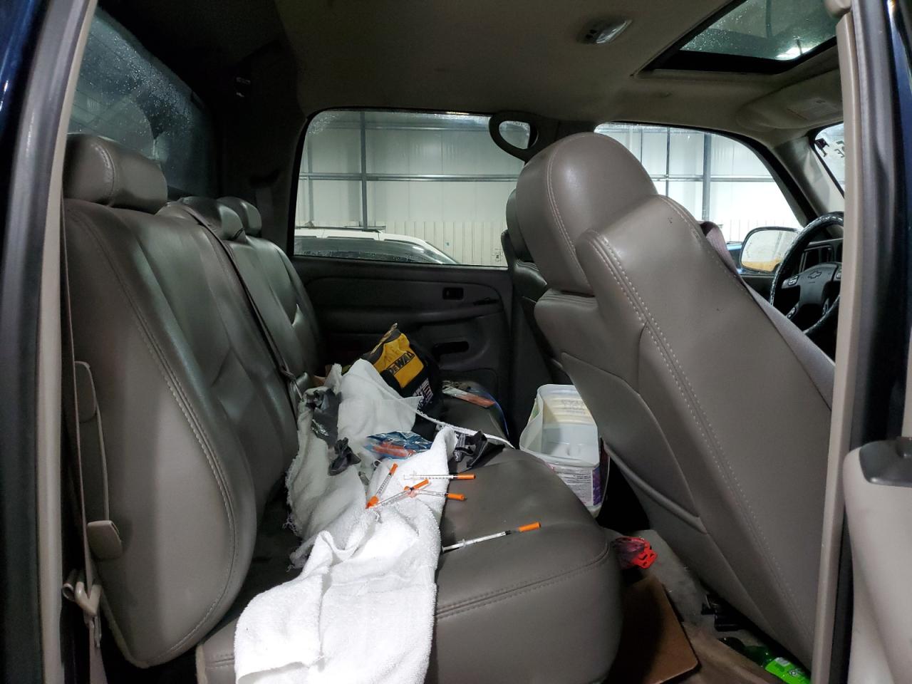 2005 Chevrolet Avalanche K1500 VIN: 3GNEK12Z35G142418 Lot: 86632935