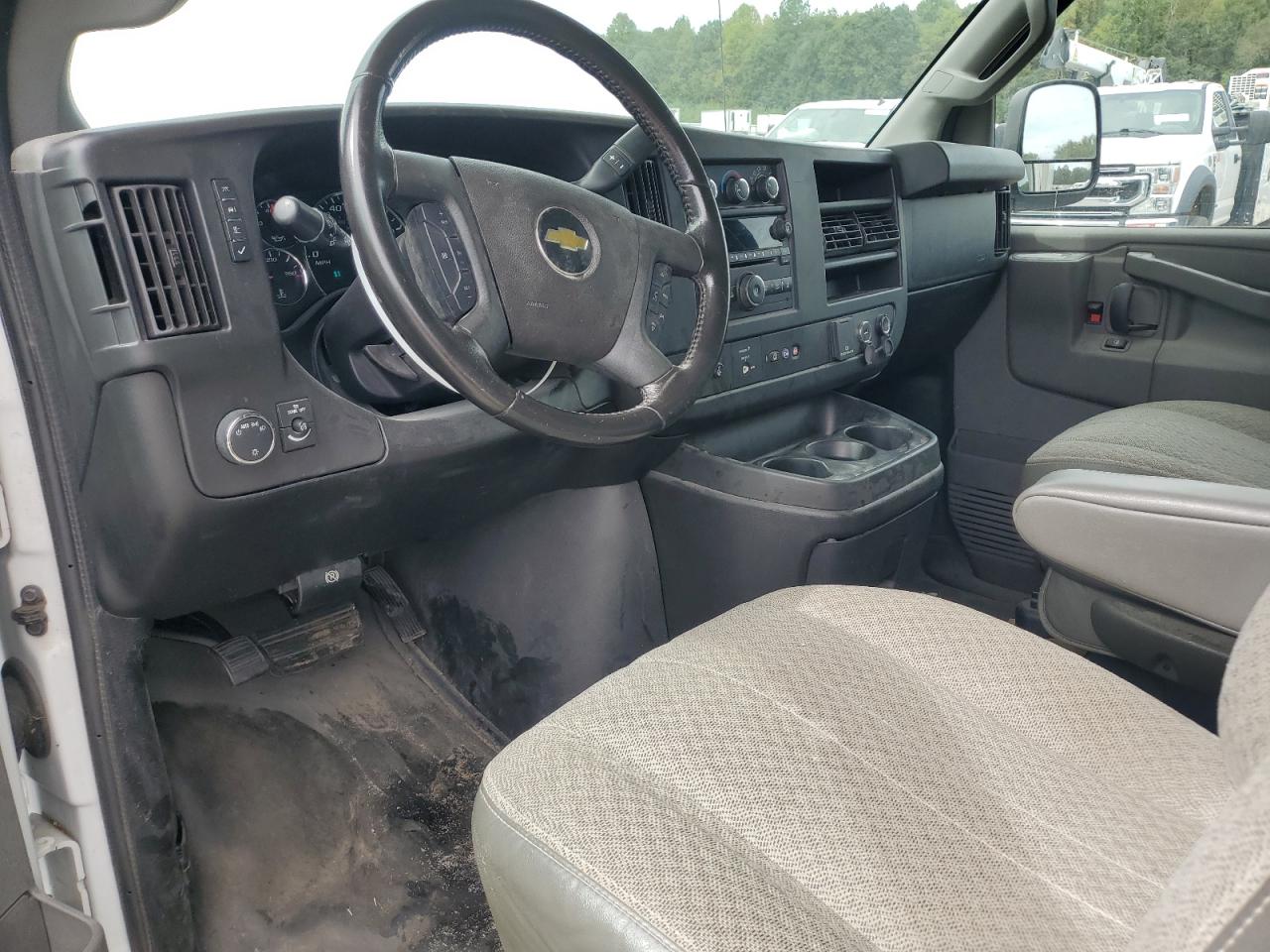 2020 Chevrolet Express G3500 VIN: 1GB0GRFP0L1224957 Lot: 82210615