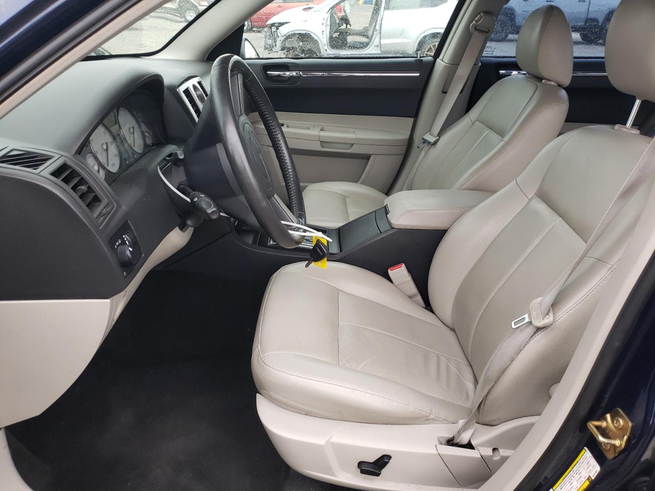 2006 Chrysler 300 Touring VIN: 2C3KA53G56H497843 Lot: 85123995