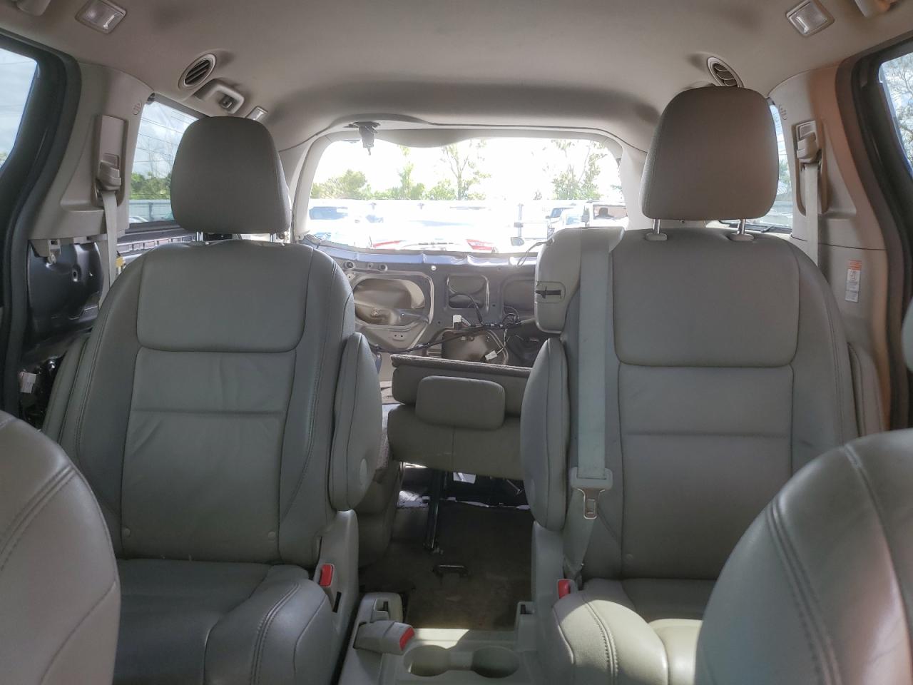 2016 Toyota Sienna Xle VIN: 5TDYK3DC2GS691784 Lot: 86141285