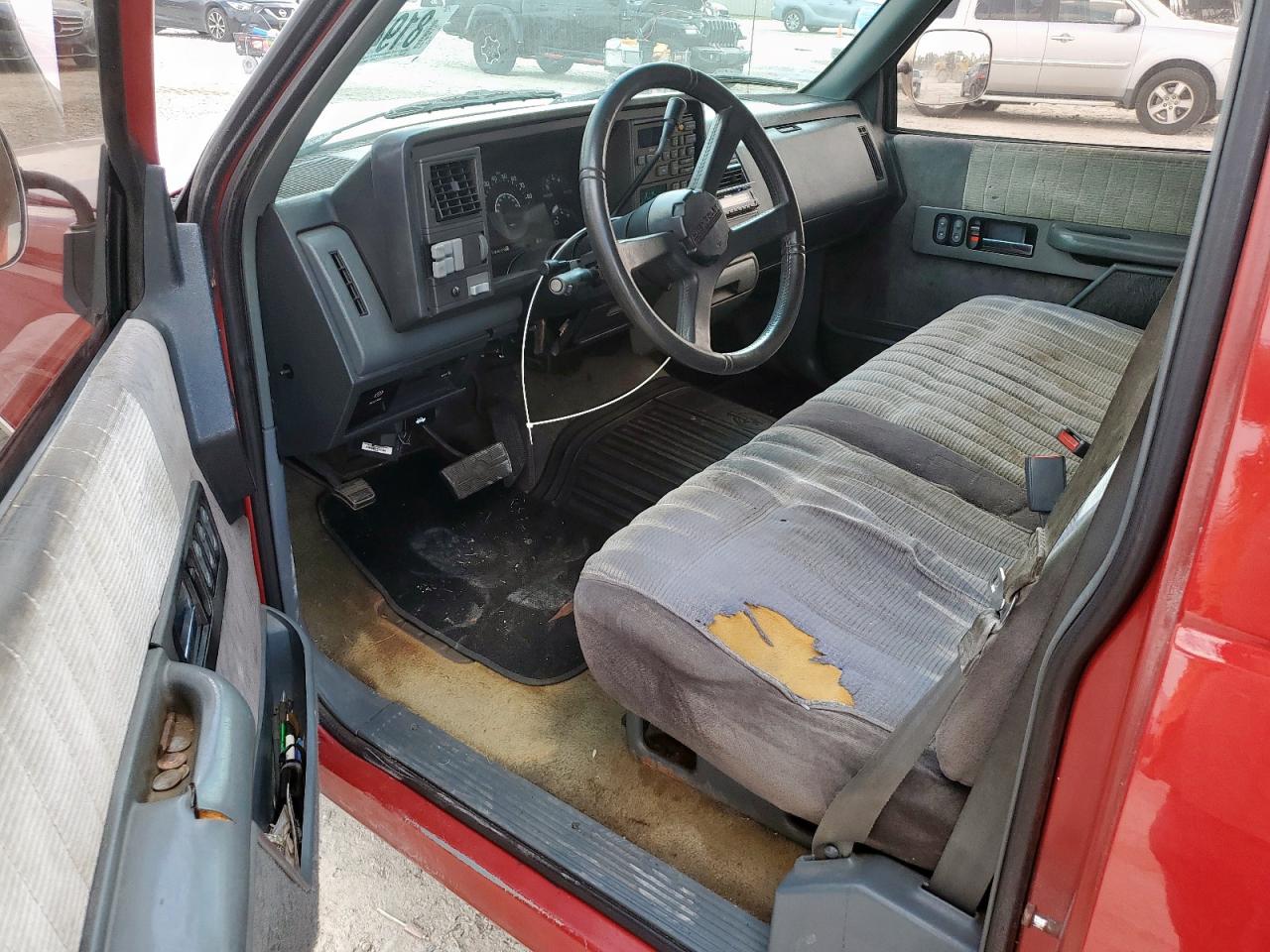 1990 Chevrolet Gmt-400 C1500 VIN: 1GCDC14K5LZ256662 Lot: 81949125