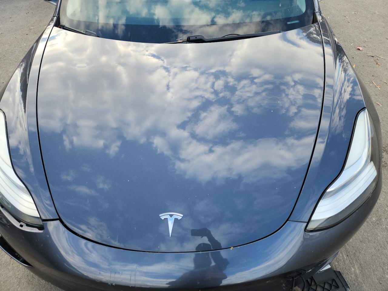 2019 Tesla Model 3 VIN: 5YJ3E1EB5KF386403 Lot: 82427975