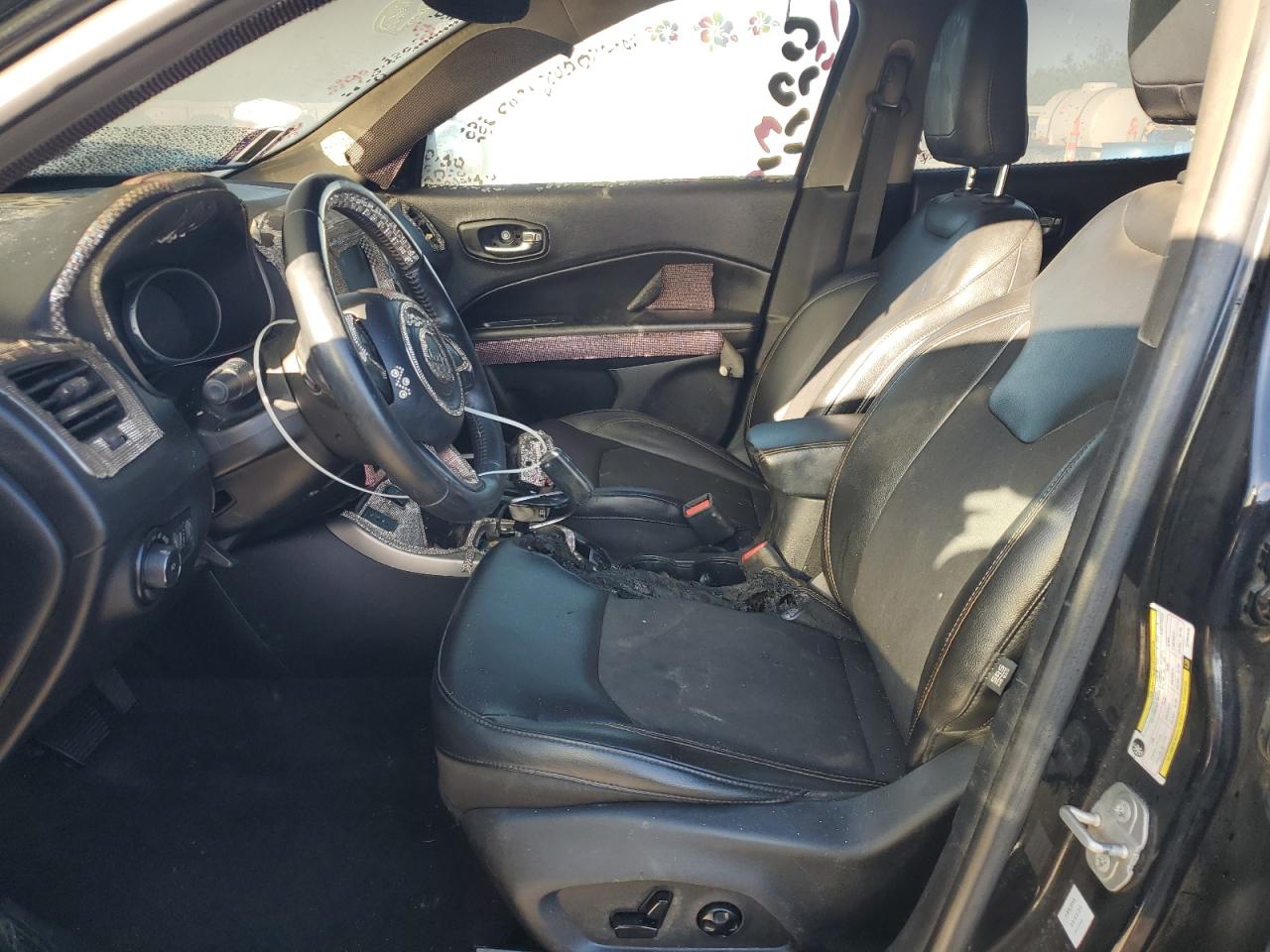 2018 Jeep Compass Latitude VIN: 3C4NJCBB6JT285925 Lot: 82491835