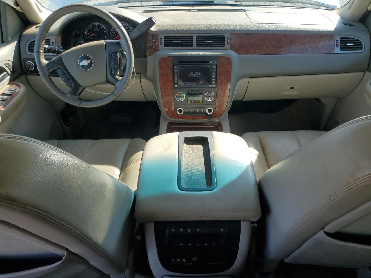 2008 Chevrolet Suburban C1500 Ls VIN: 1GNFC16048R119084 Lot: 86702145