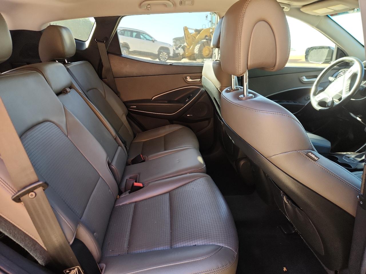 2014 Hyundai Santa Fe VIN: 5XYZU3LB3EG184054 Lot: 81757075