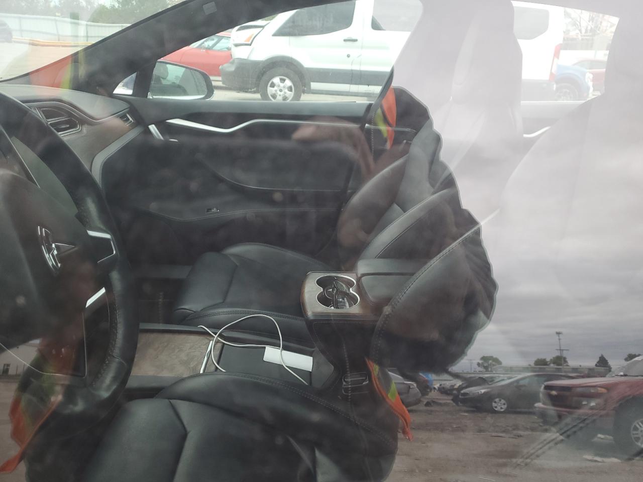 2017 Tesla Model S VIN: 5YJSA1E2XHF218367 Lot: 87418335