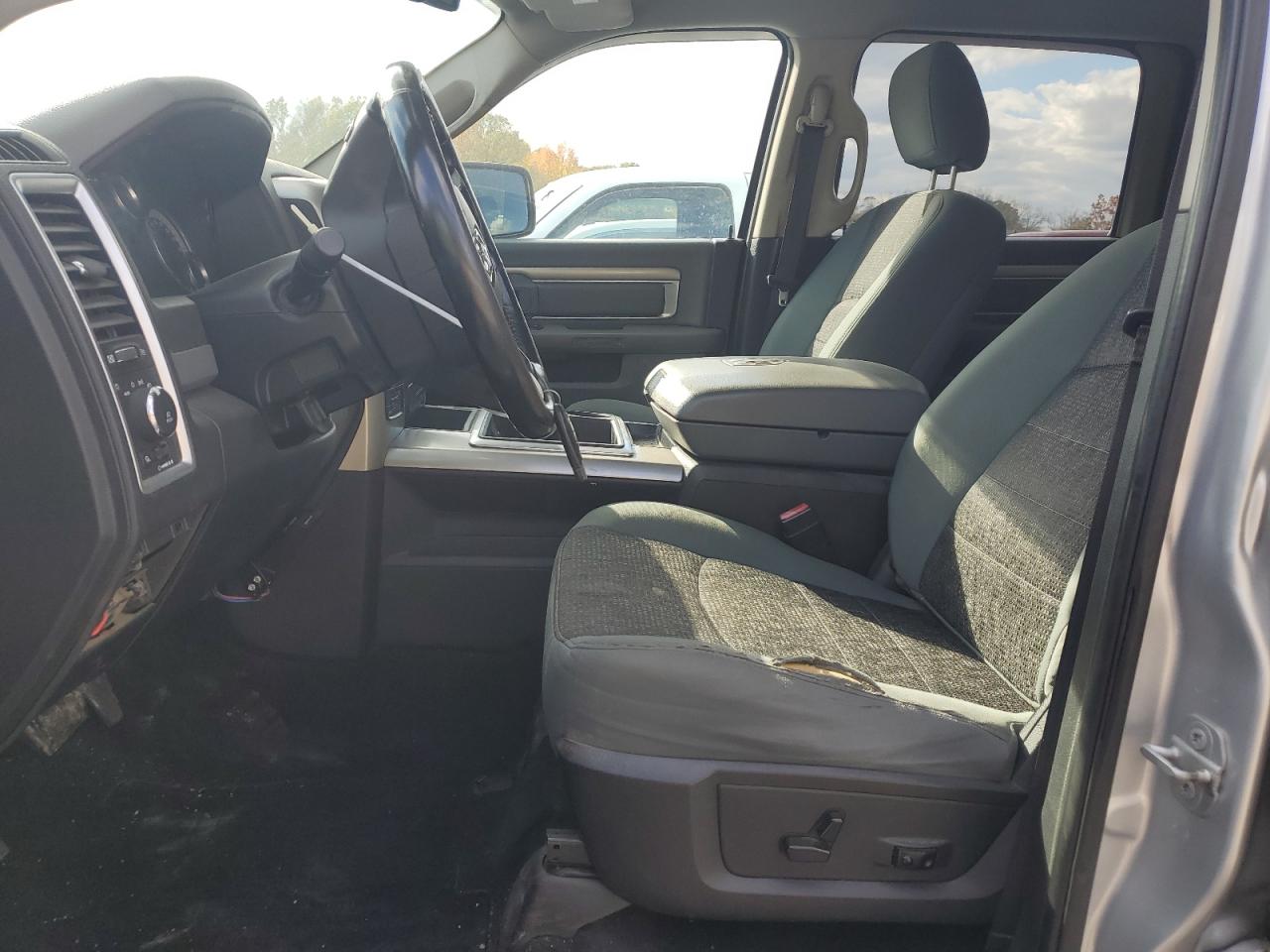 2015 Ram 1500 Slt VIN: 1C6RR7TM3FS725844 Lot: 86513155