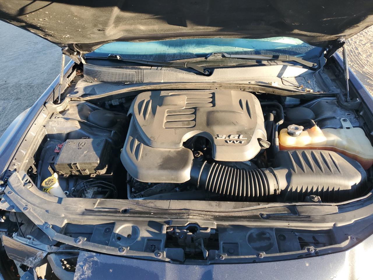 2016 Chrysler 300 Limited VIN: 2C3CCARG7GH117059 Lot: 90415195