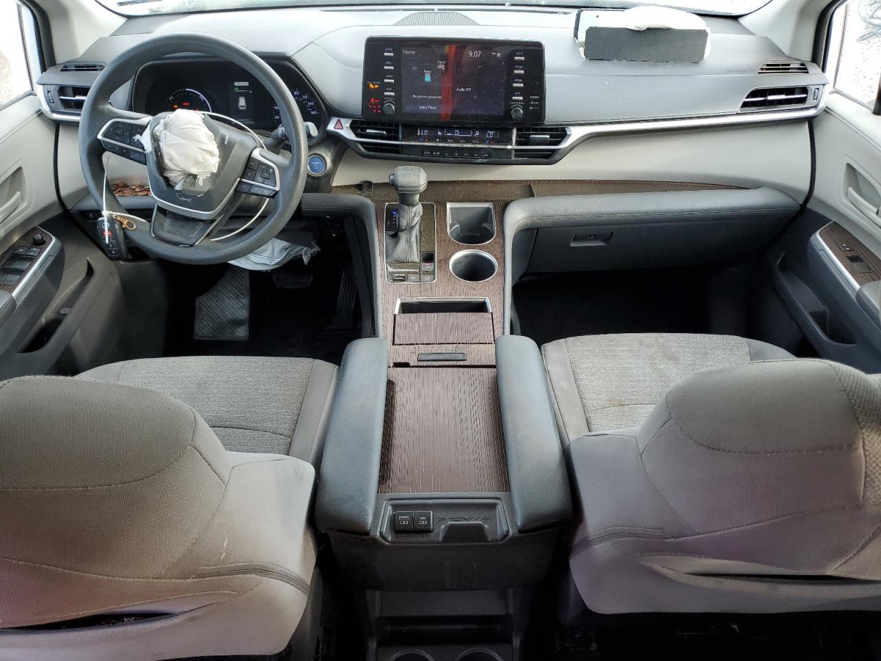 2021 Toyota Sienna Le VIN: 5TDKRKEC3MS028018 Lot: 85748785