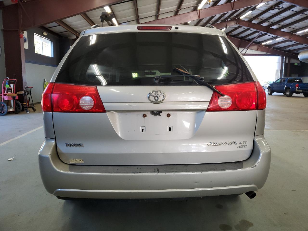 2010 Toyota Sienna Le VIN: 5TDJK4CC0AS029959 Lot: 84936935