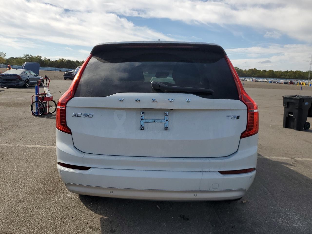 2022 Volvo Xc90 T5 Momentum VIN: YV4102PK7N1815575 Lot: 85293725
