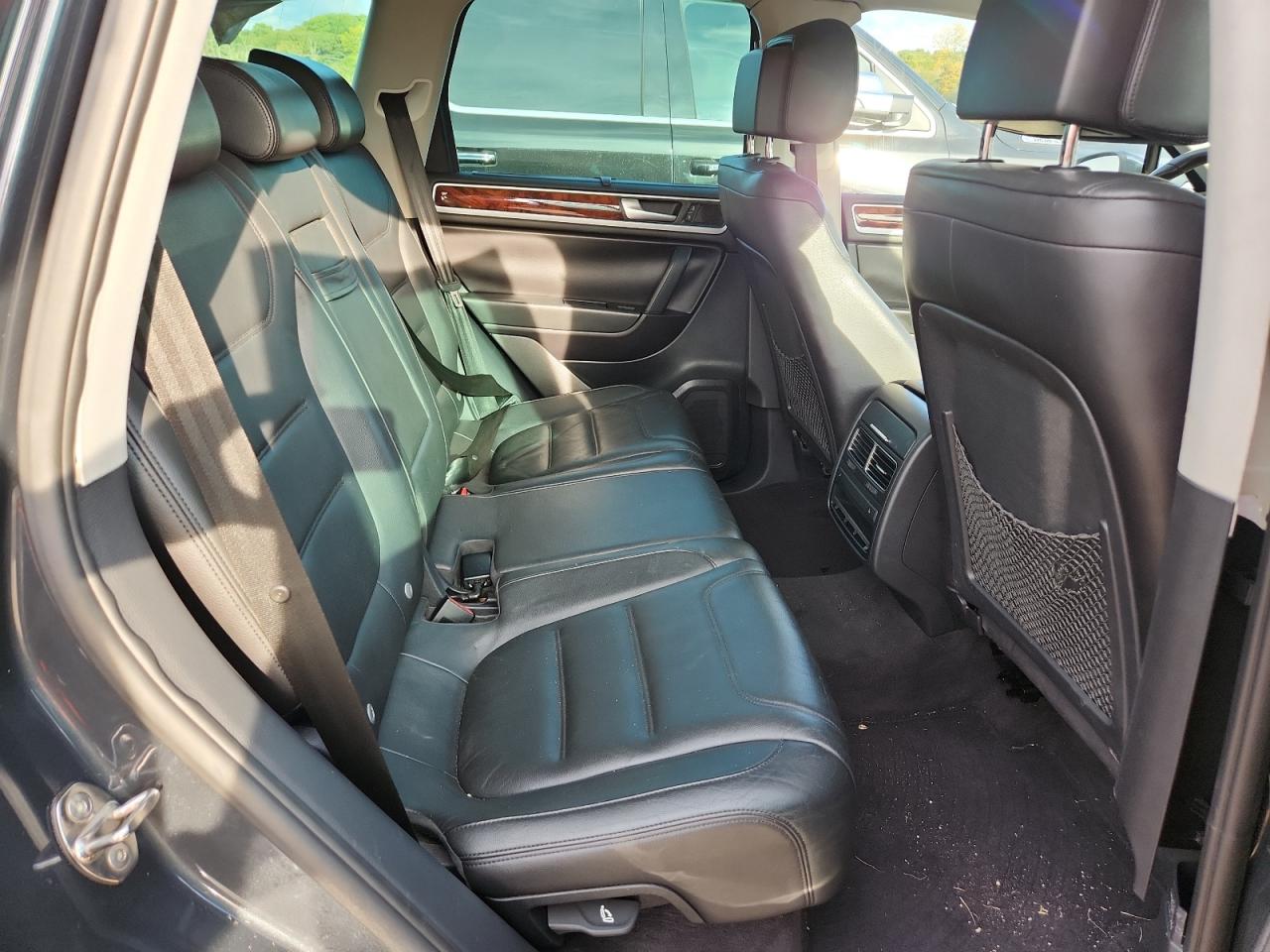 2012 Volkswagen Touareg Hybrid VIN: WVGFG9BP5CD004543 Lot: 81969945