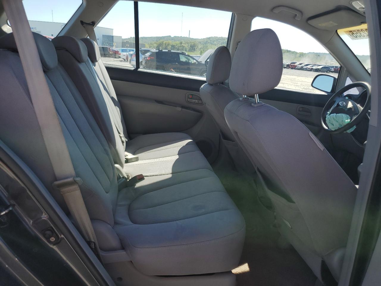 2007 Kia Rondo Base VIN: KNAFG525X77073080 Lot: 85082355