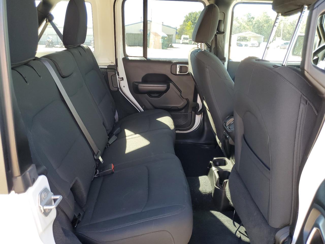 2018 Jeep Wrangler Unlimited Sport VIN: 1C4HJXDG8JW129019 Lot: 86432275