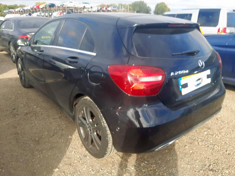 2016 MERCEDES-BENZ A 200 D SPORT PREMIUM AUT 