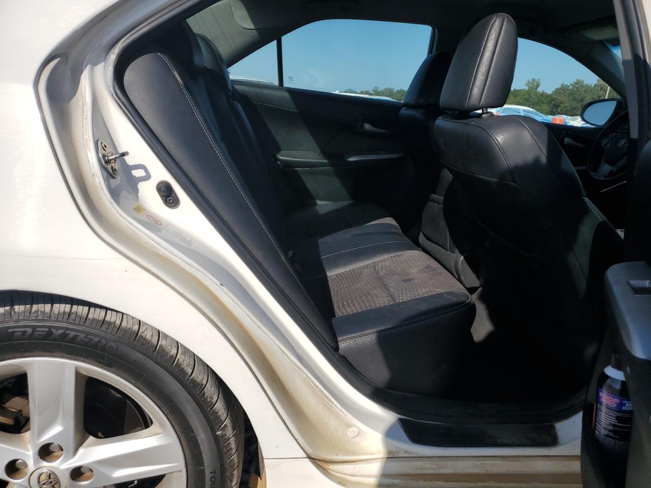 2014 Toyota Camry L VIN: 4T1BF1FK2EU796235 Lot: 84963055