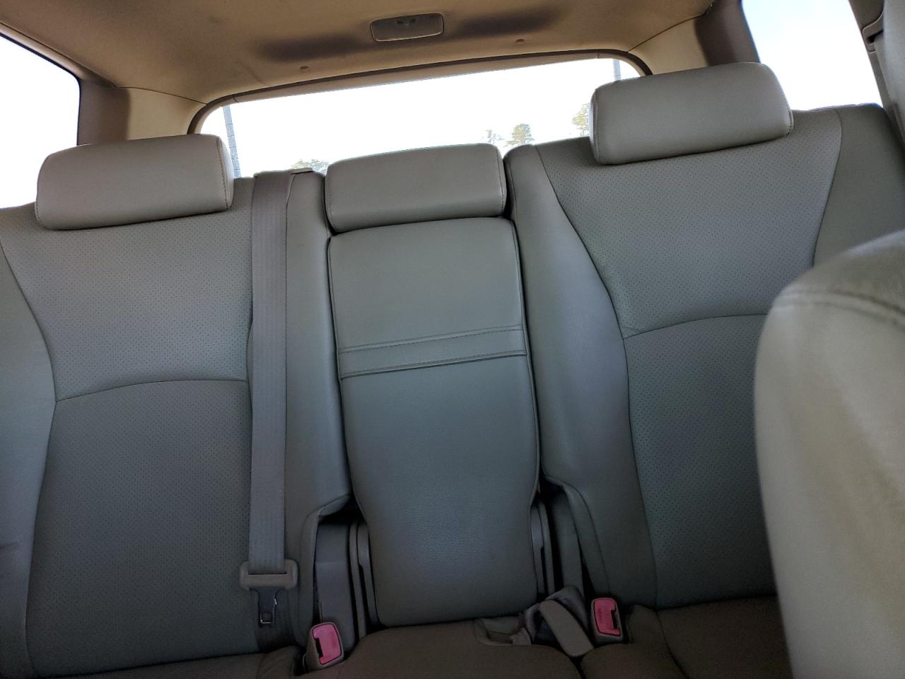 2007 Toyota Highlander VIN: JTEGD21A770156516 Lot: 86241975