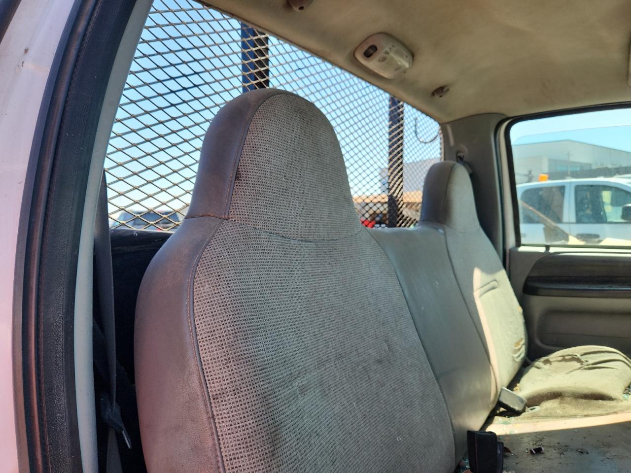 2007 Ford F550 Super Duty VIN: 1FDAF56Y07EB41348 Lot: 81954635