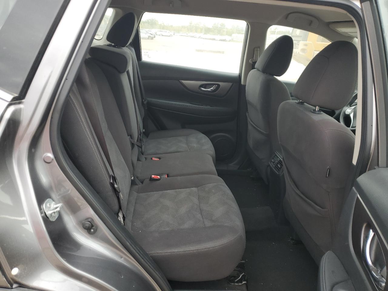 2016 Nissan Rogue S VIN: KNMAT2MT9GP688285 Lot: 86431865