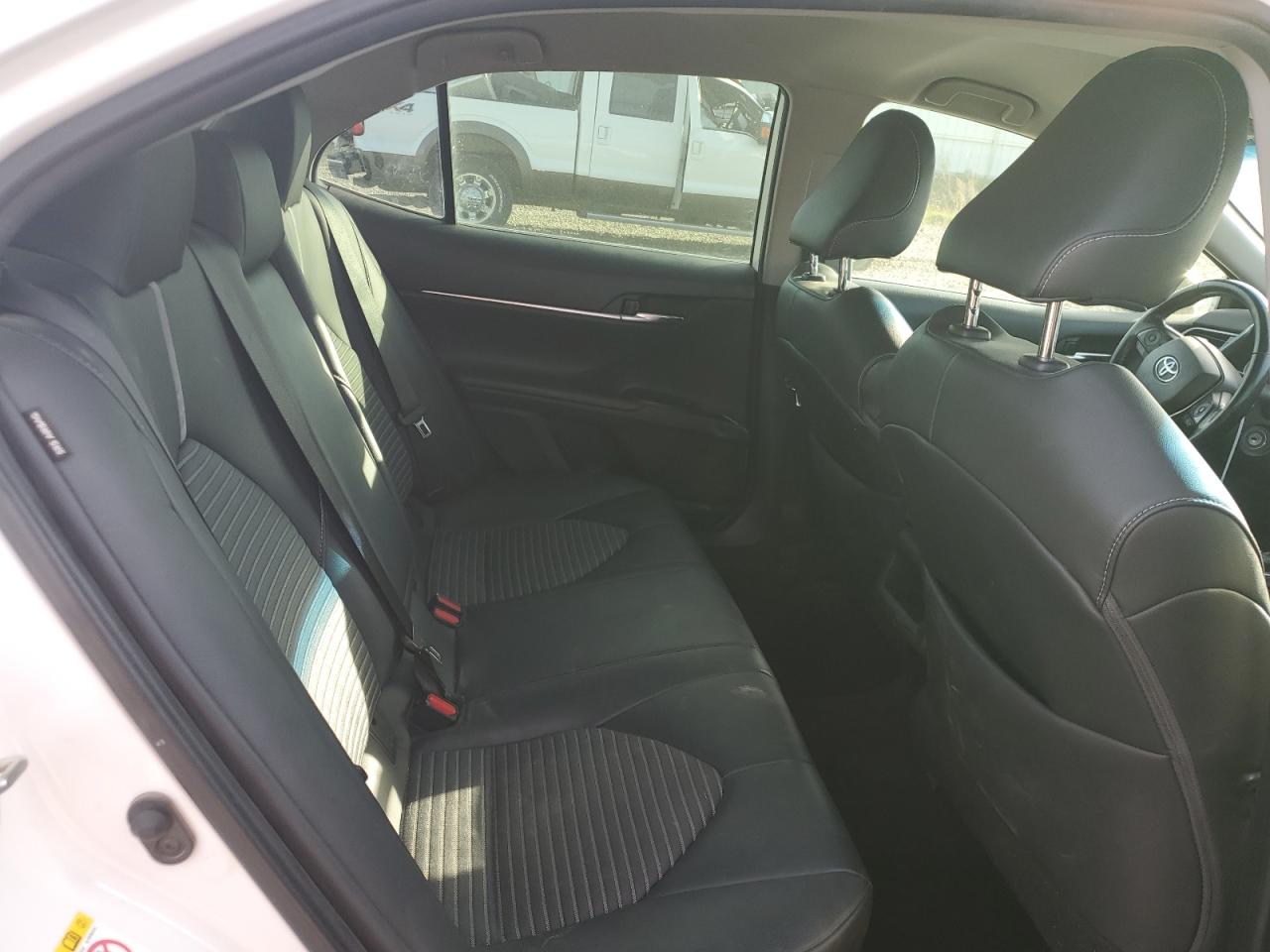 2019 Toyota Camry L VIN: 4T1B11HK5KU728857 Lot: 84523915