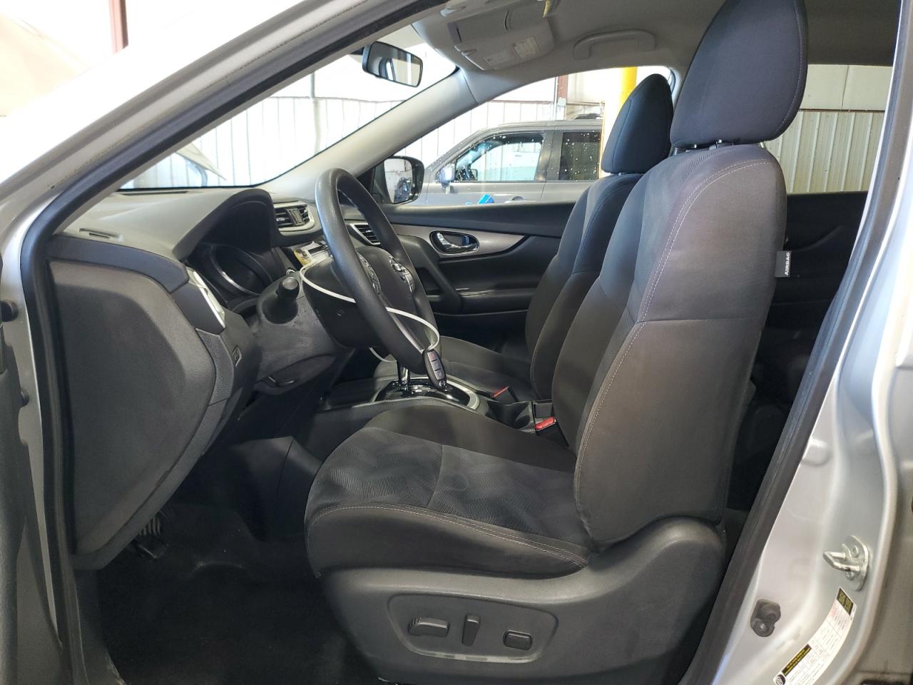 2015 Nissan Rogue S VIN: KNMAT2MV3FP572516 Lot: 85838685