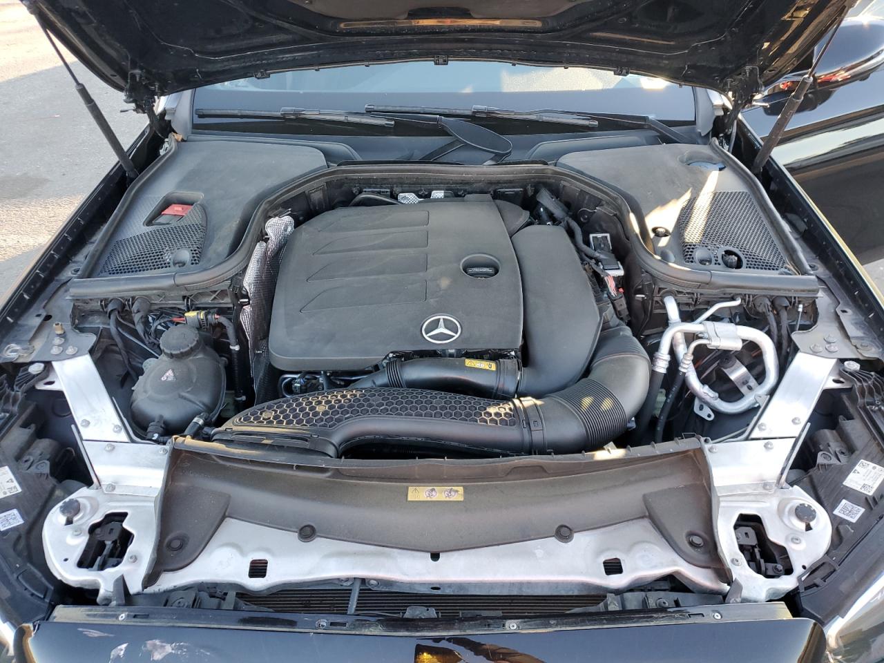 V (W213, S213, C238) V (W213, S213, C238)