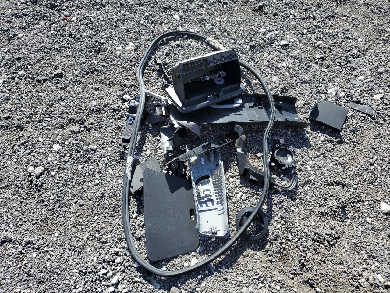 2022 Chevrolet Trax Ls VIN: KL7CJNSM8NB551339 Lot: 86807785