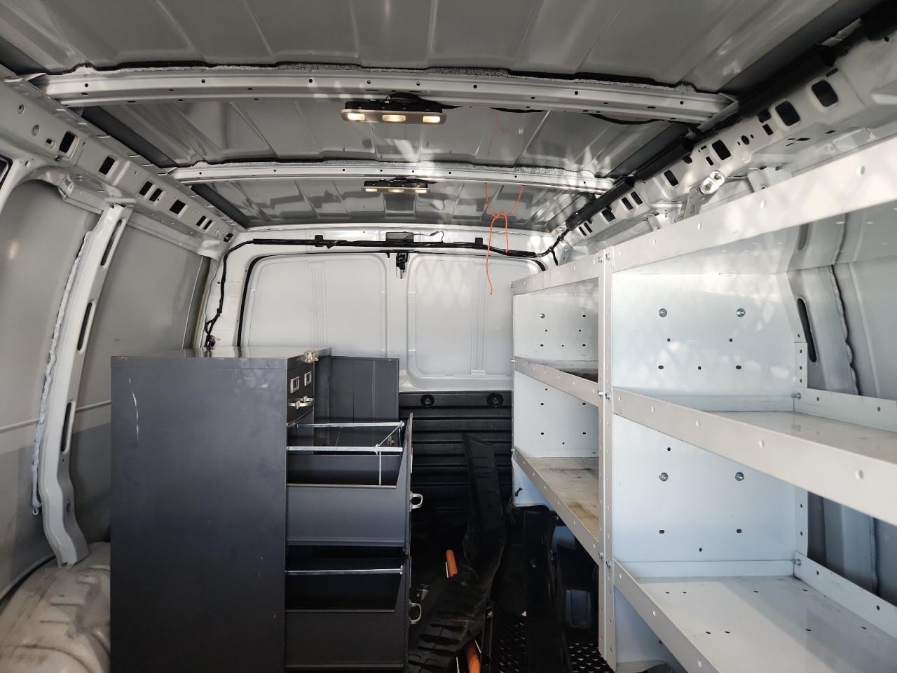 2024 Chevrolet Express G2500 Van VIN: 1GCWGAFP7R1262797 Lot: 87202755