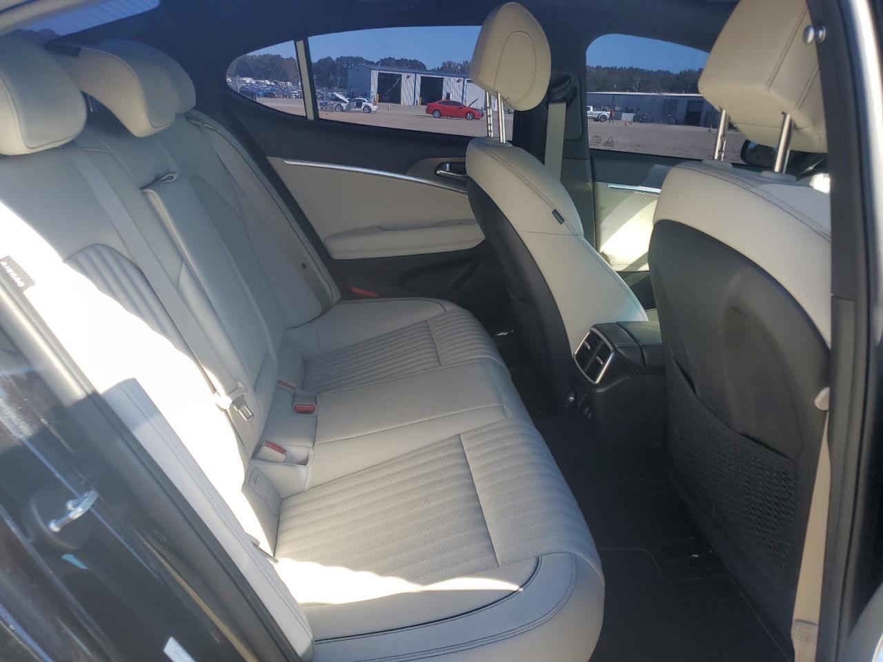 2025 Genesis G70 Base VIN: KMTG34SC4SU157449 Lot: 87105645