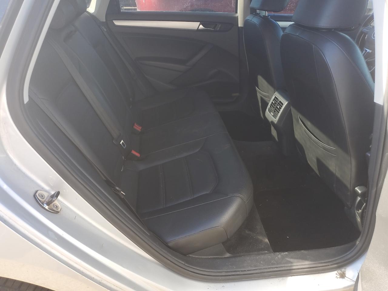 2013 Volkswagen Passat Se VIN: 1VWBP7A30DC053143 Lot: 85183225