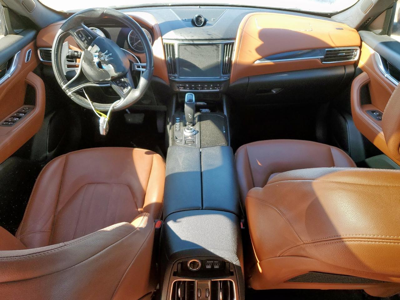 2021 Maserati Levante S VIN: ZN661YUAXMX359666 Lot: 89819425