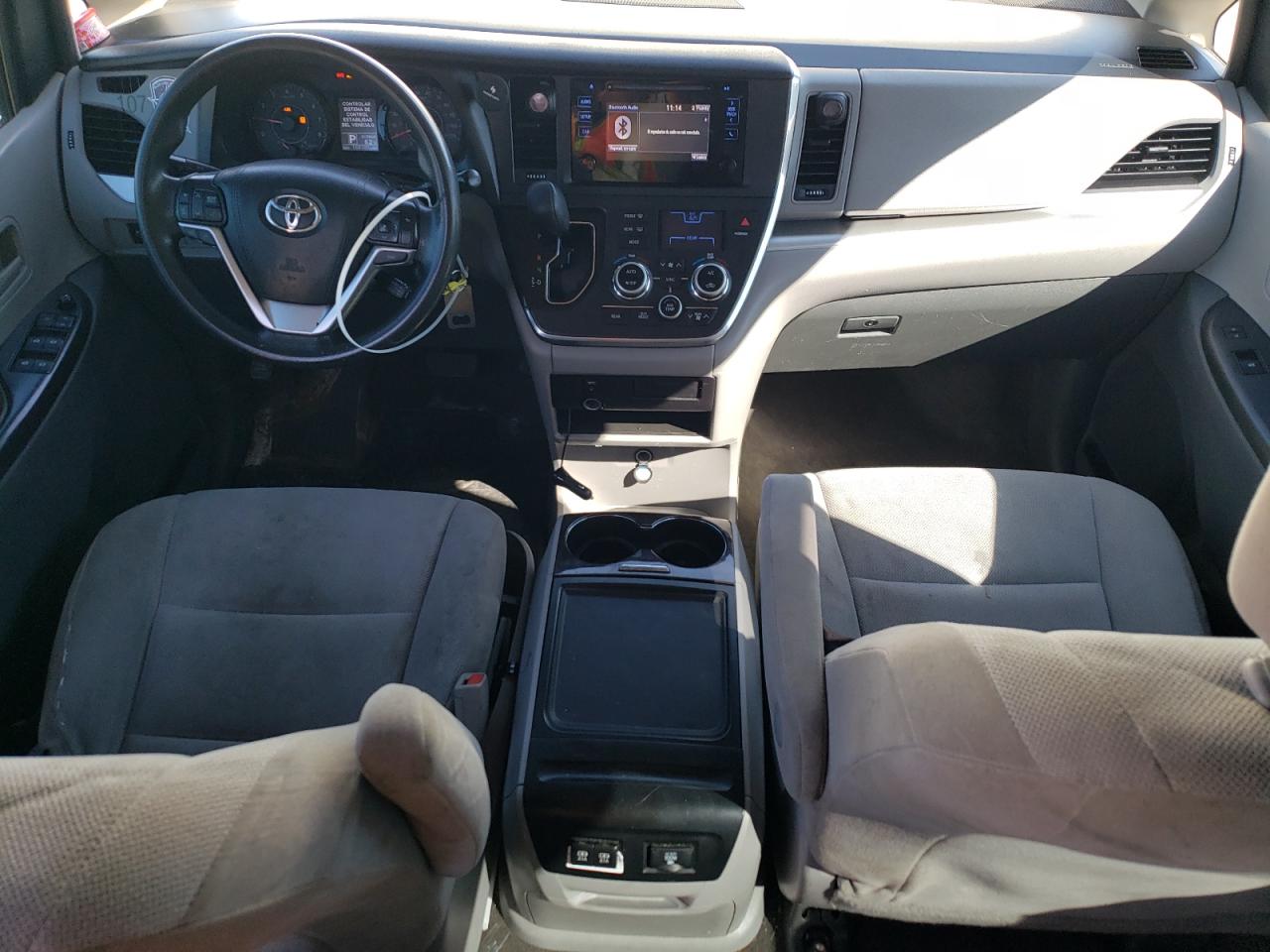 2015 Toyota Sienna VIN: 5TDZK3DC3FS628471 Lot: 85879195