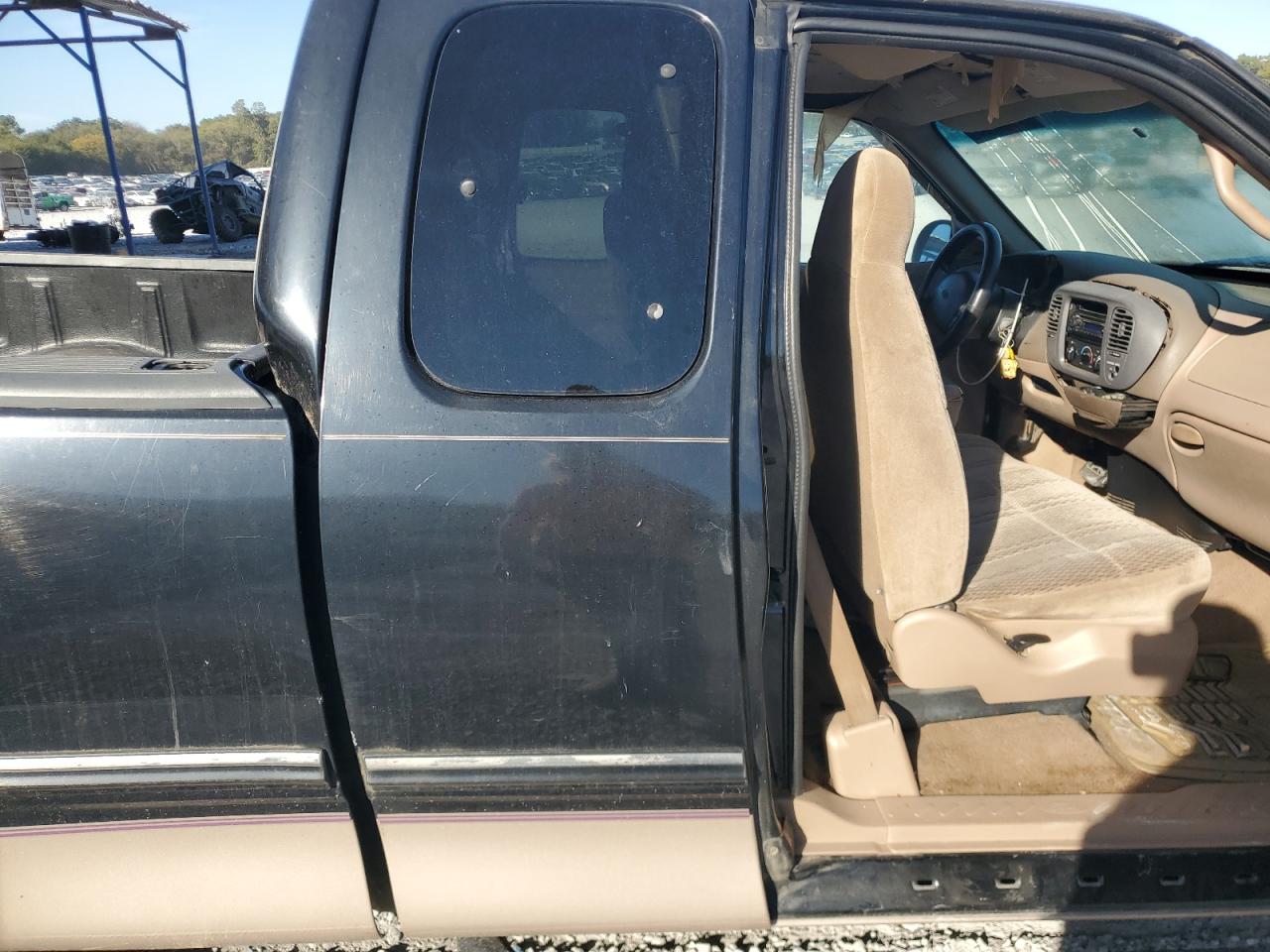 1998 Ford F150 VIN: 1FTZX1760WNB30598 Lot: 82669755